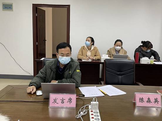 说明: 陈校汇报