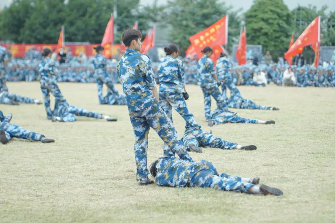 1E4EC